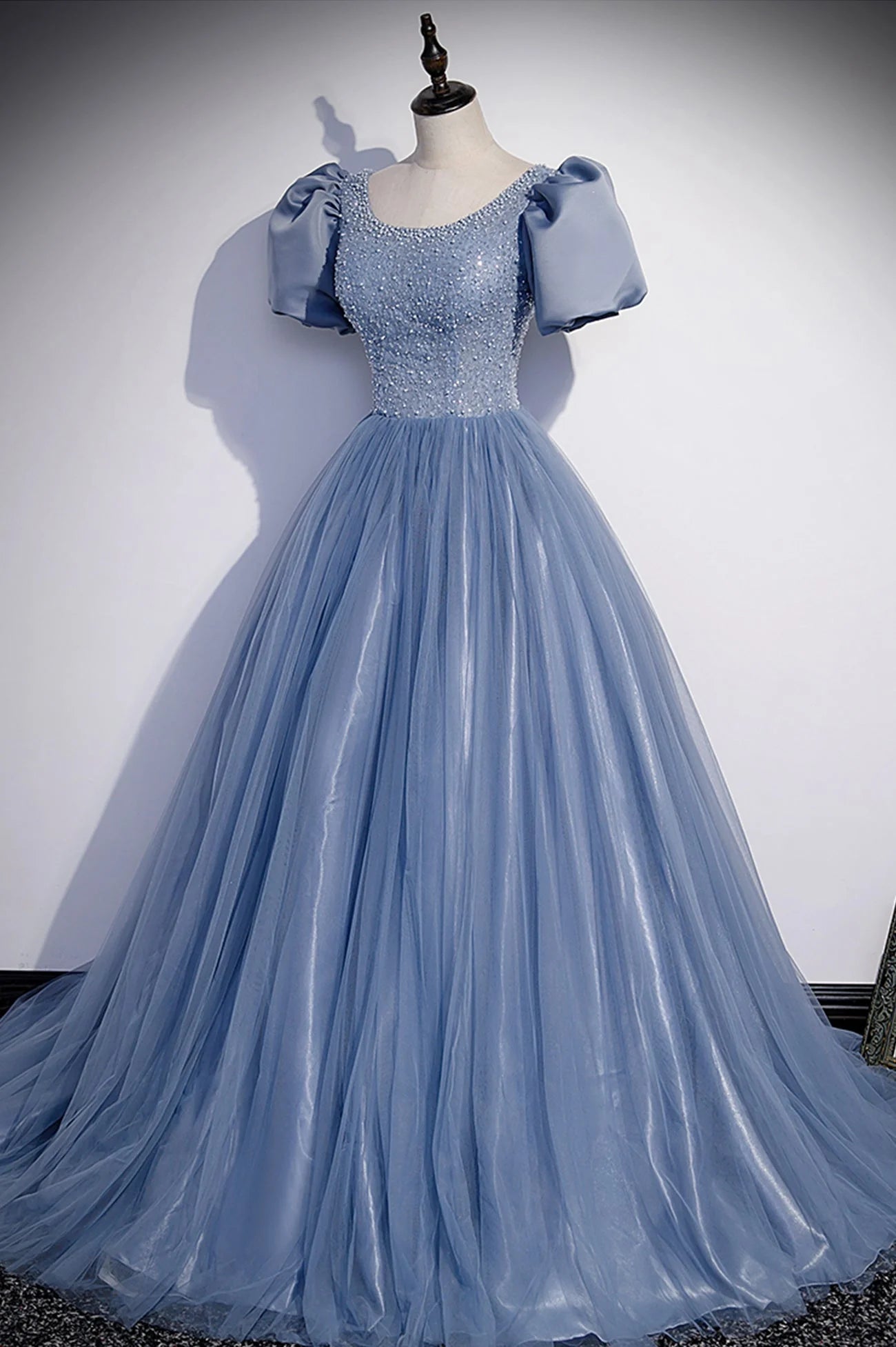 Blue Scoop Tulle Long Prom Dress A-Line Short Sleeve Formal Dress simple gentle atmospheric and unique desi Bring summer colors to enhance whitenes