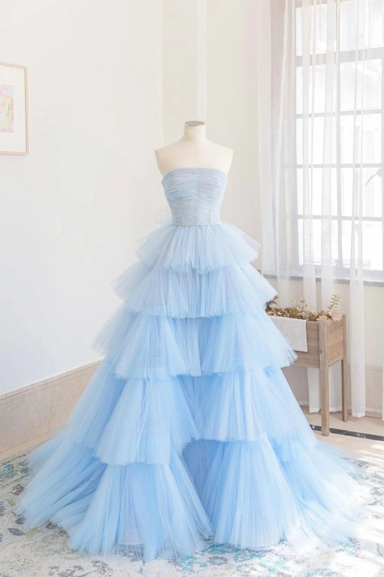 Blue Strapless Tulle Layers Long Prom Dress Beautiful A-Line Evening Dress simple gentle atmospheric and unique desi Bring summer colors to enhance whitenes