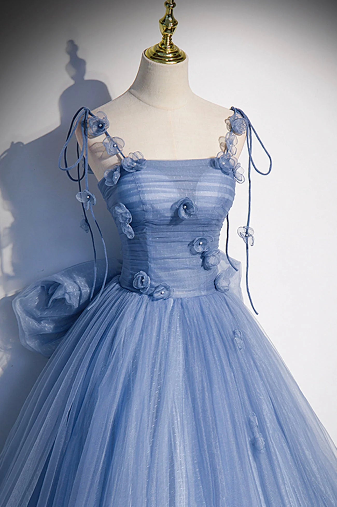 Blue Tulle Long A-Line Prom Dress Blue Spaghetti Straps Party Dress with Bow simple gentle atmospheric and unique desi Bring summer colors to enhance whitenes