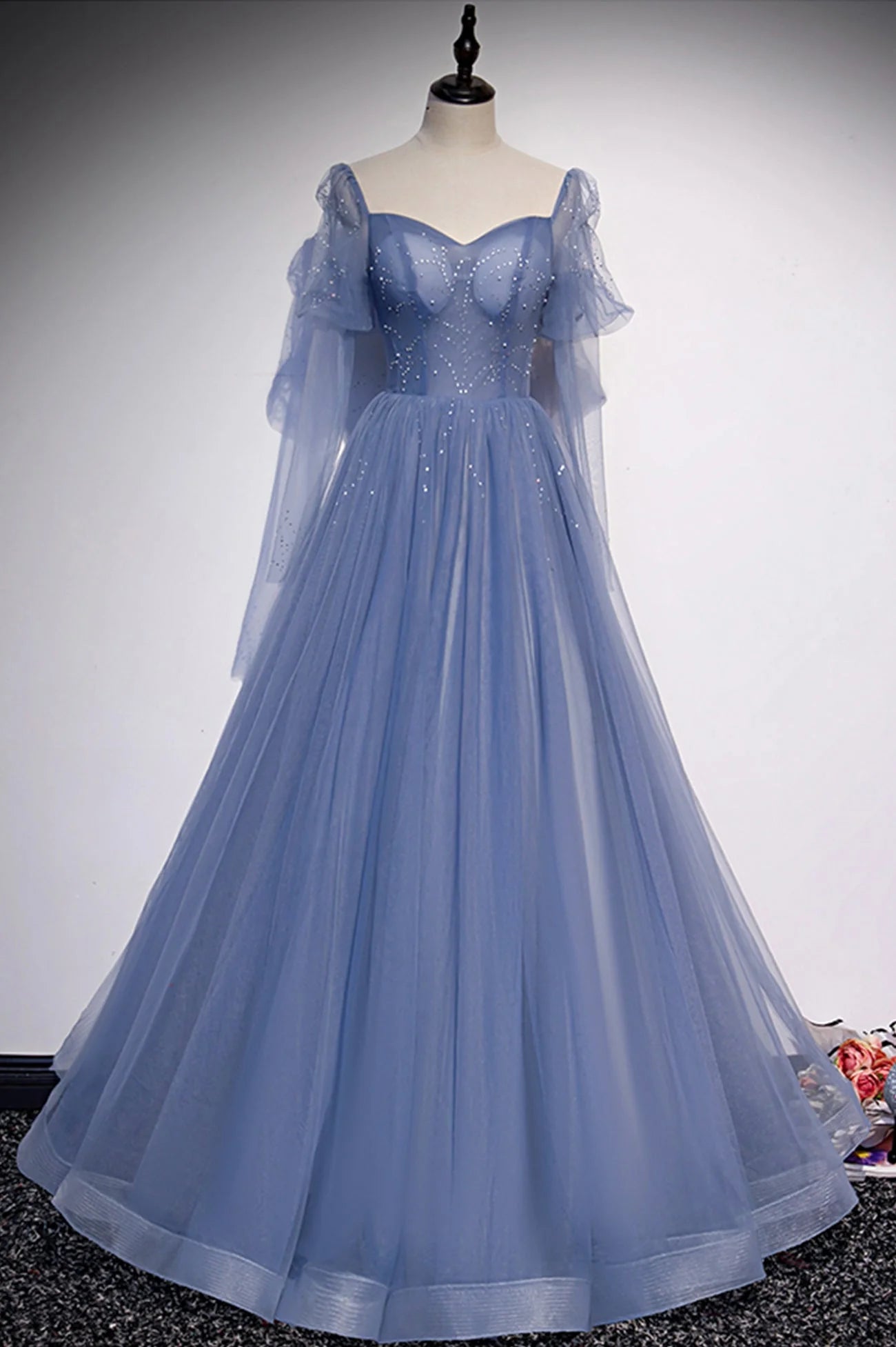 Blue Tulle Long Sleeve Prom Dress  A-Line Blue Evening Party Dress simple gentle atmospheric and unique desi Bring summer colors to enhance whitenes