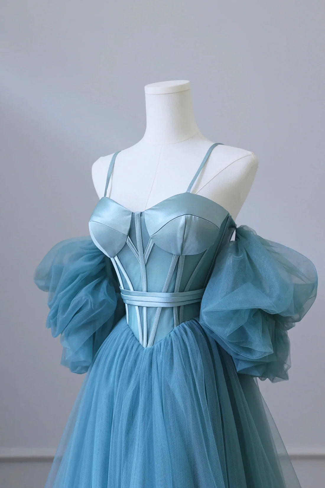 Blue Tulle Long Spaghetti Strap Prom Dress and Corset Detachable off Shoulder Party Dress simple gentle atmospheric and unique desi Bring summer colors to enhance white