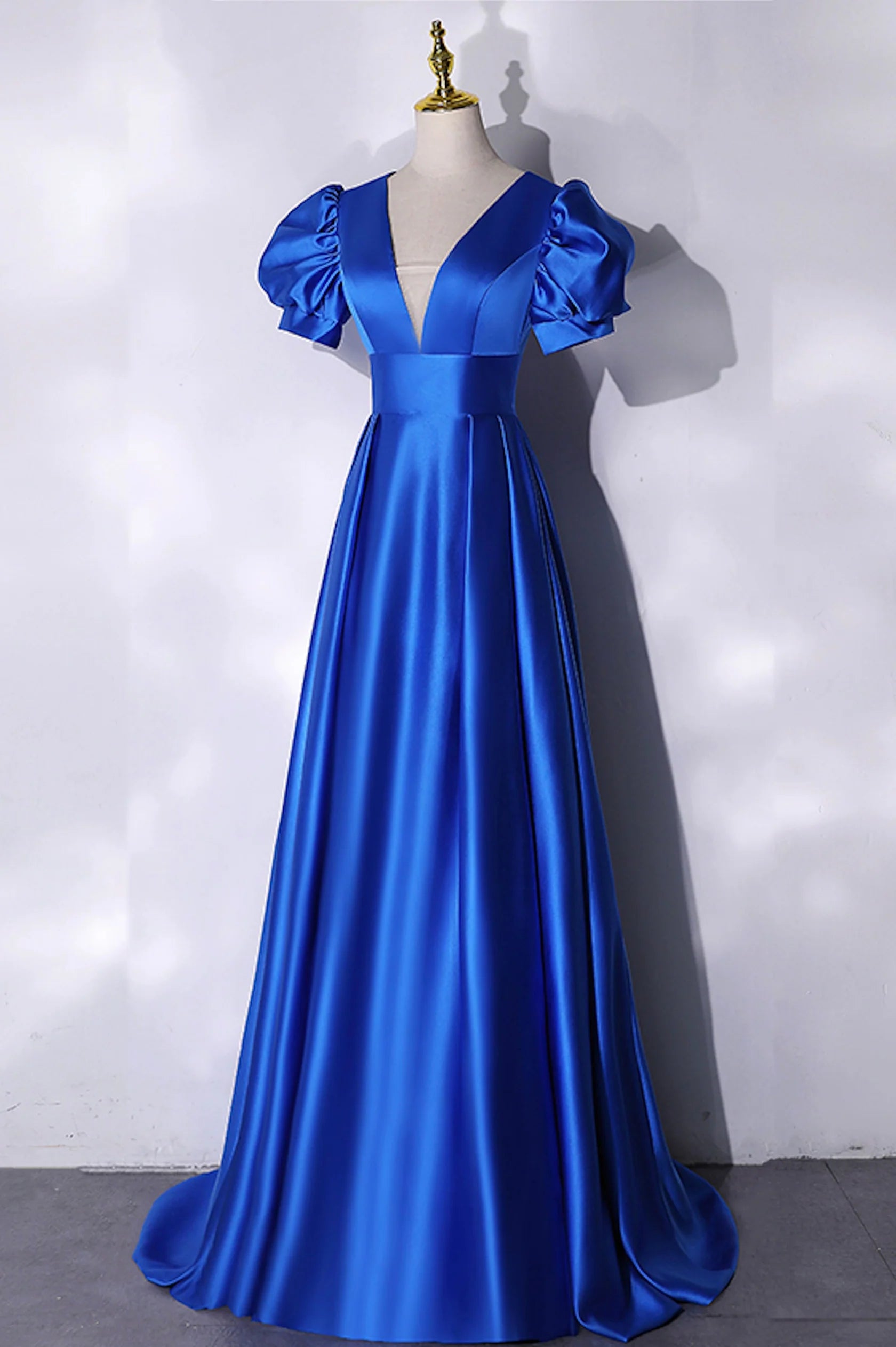 Blue V-Neck Satin Long Prom Dress Simple Blue Evening Party Dress simple gentle atmospheric and unique desi Bring summer colors to enhance white