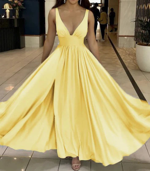 Bright yellow long dress with deep V-belt, high waist and large skirt, suitable for occasions such as dinners and dances