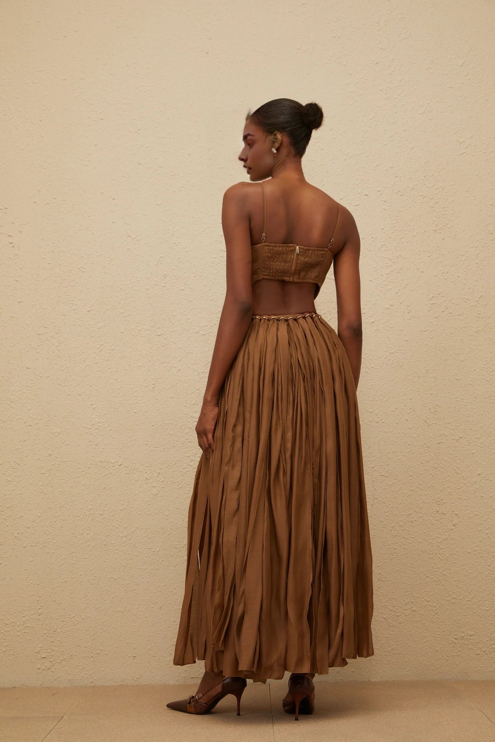 Brown Halter Neck Maxi Dress with Cutout Detail Brown Braided Cutout Shirred Dress Evening Dress