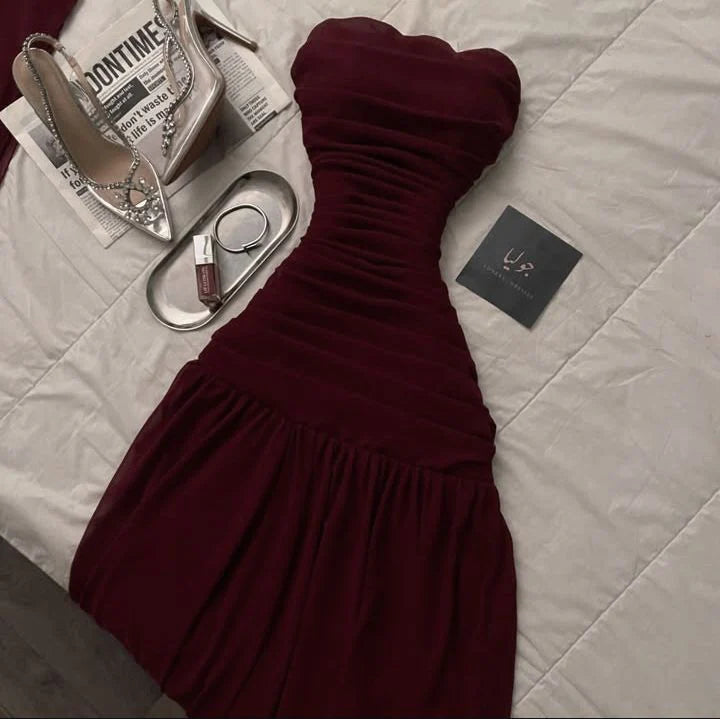 Burgundy A Line Strapless Neck Pleated Chiffon Homecoming Dress Cocktail Dress Outfits simple gentle atmospheric and unique desi Bring summer colors to enhance whiteness ﻿