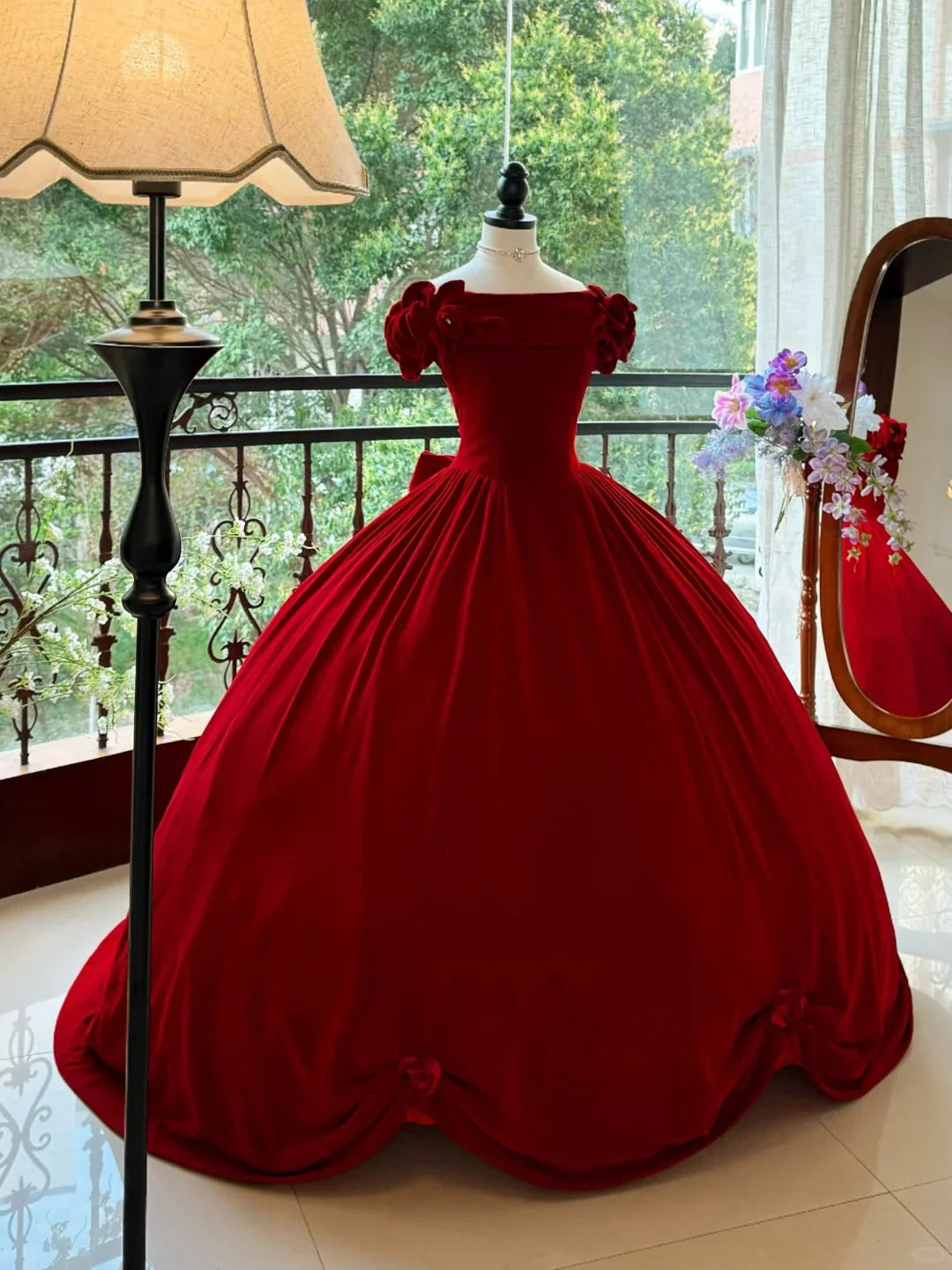 Burgundy Elegant Retro Long Velvet Quinceanera Dresses Prom Dress Graduation Dress Princess