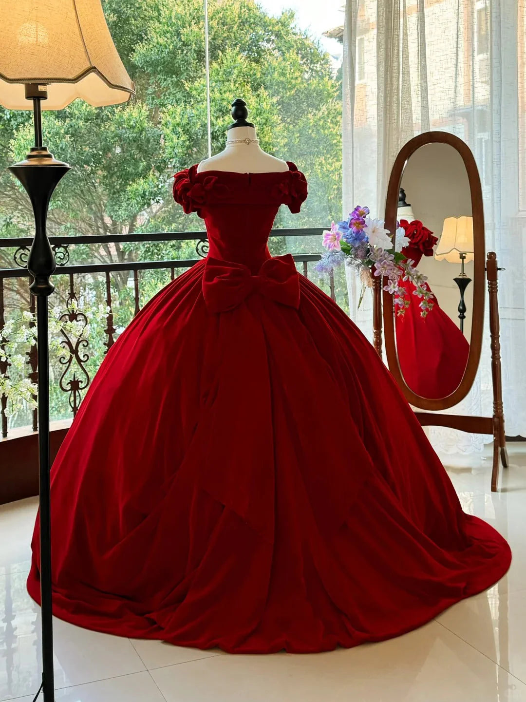 Burgundy Elegant Retro Long Velvet Quinceanera Dresses Prom Dress Graduation Dress Princess
