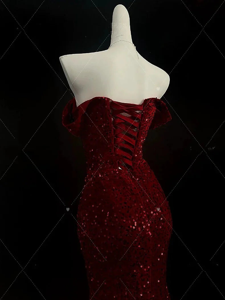 Burgundy Mermaid Evening Gowns Formal Weddings with Slit simple gentle atmospheric and unique desi Bring summer colors to enhance whiteness