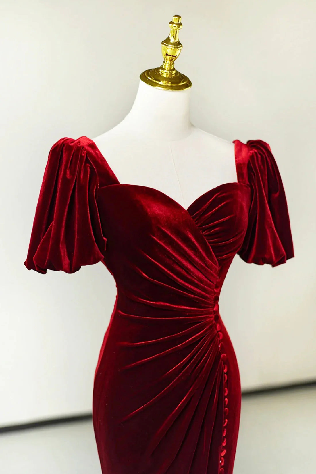 Burgundy Pleated Velvet Long Prom Dress with Slit Mermaid Backless Evening Party Dress simple gentle atmospheric and unique desi Bring summer colors to enhance white