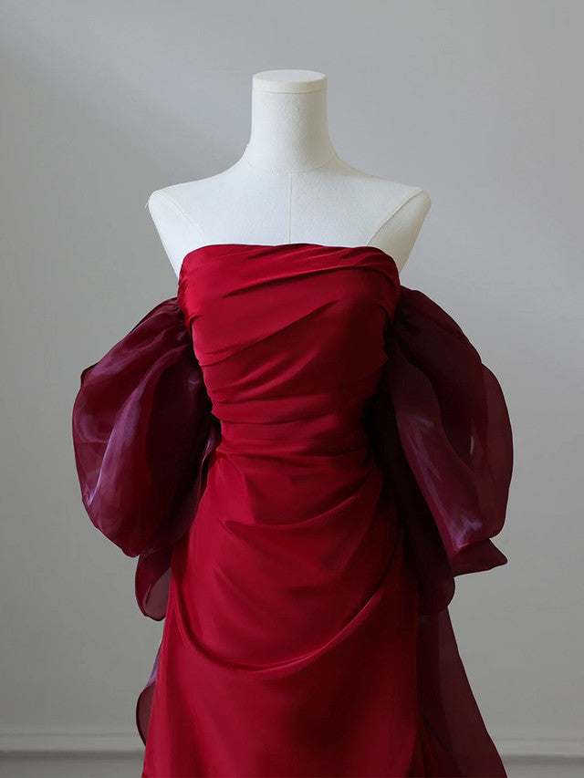 Burgundy Strapless Pleats Prom Dress simple gentle atmospheric and unique desi Bring summer colors to enhance whiteness