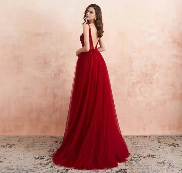 Burgundy V-Neck Sleeveless Long Evening Dress With Split Lace Appliques Simple gentle atmospheric and unique design
