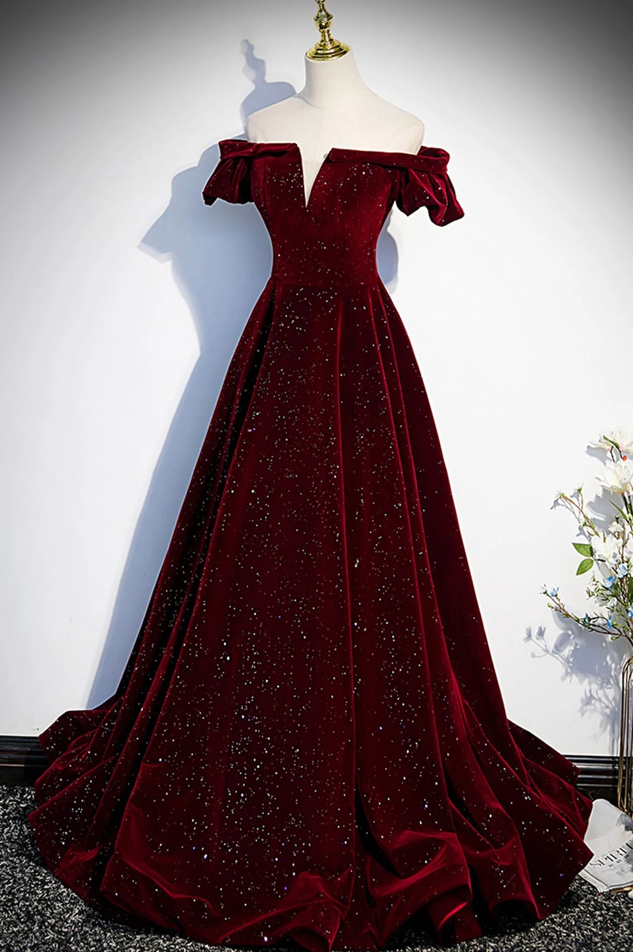 Burgundy Velvet Long Prom Dress A-Line Off the Shoulder Evening Dress simple gentle atmospheric and unique desi Bring summer colors to enhance whitenes