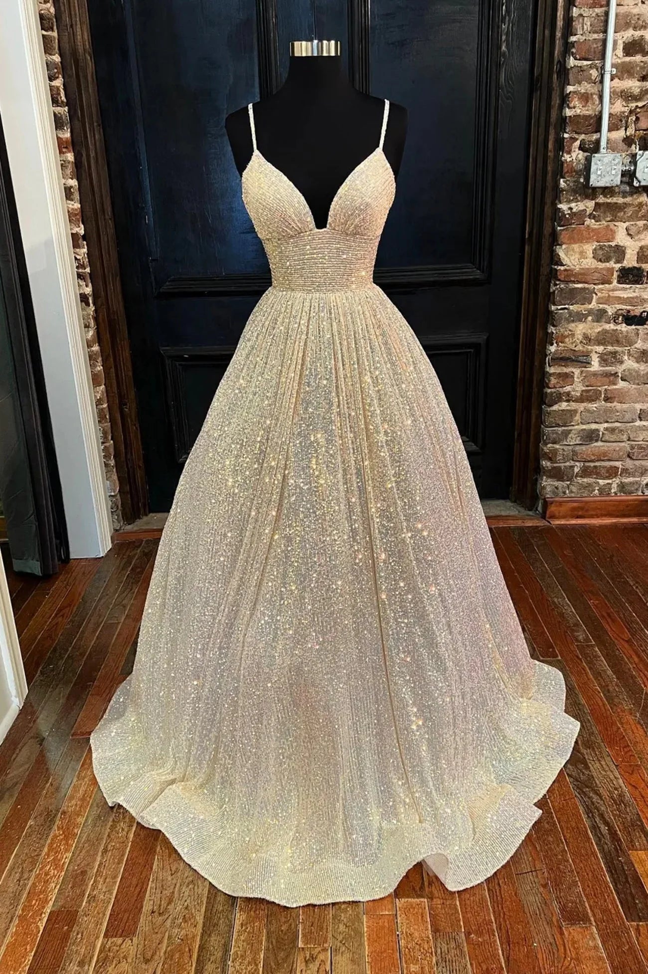 Champagne Sequins Long A-Line Prom Dress Shiny V-Neck Spaghetti Straps Party Dress simple gentle atmospheric and unique desi Bring summer colors to enhance whitenes