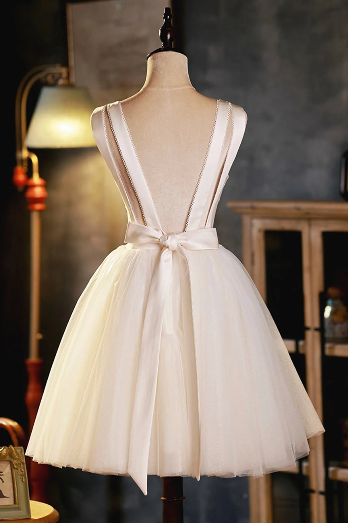 Champagne V-Neck Tulle Short Prom Dress Champagne Homecoming Dress simple gentle atmospheric and unique desi Bring summer colors to enhance white