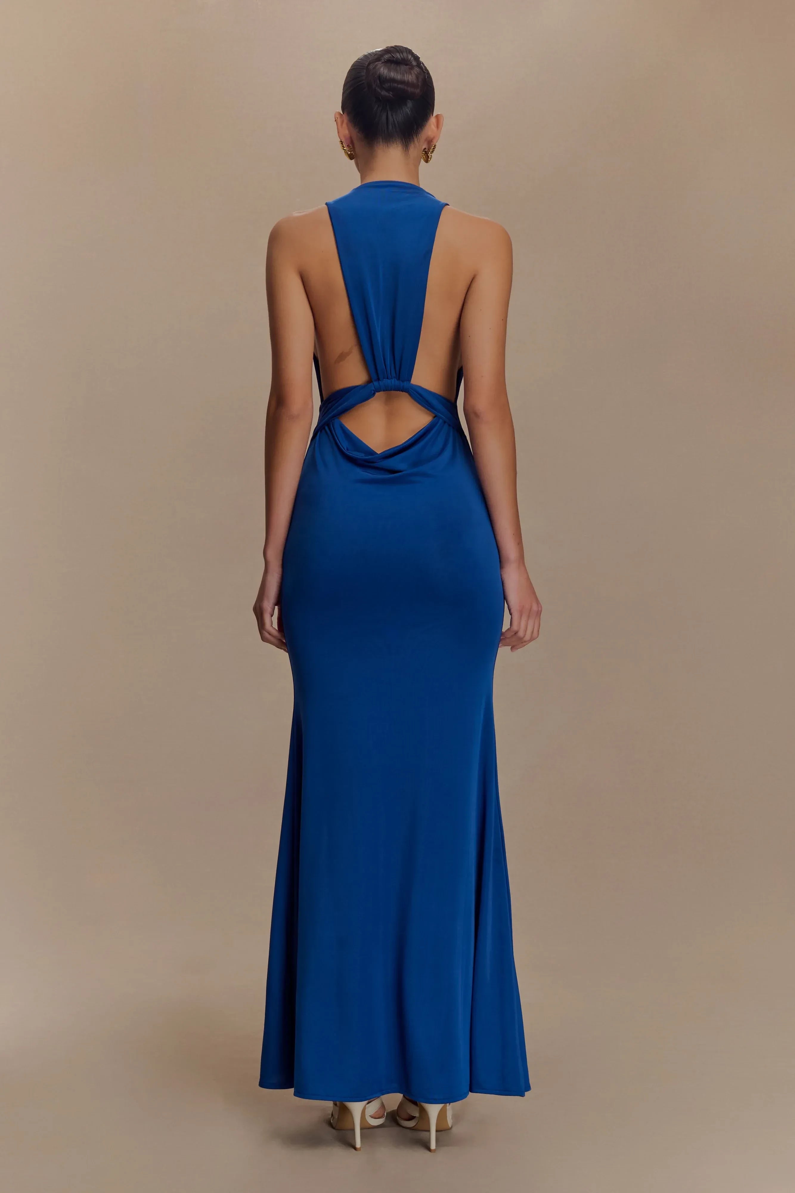 Charming Sheath Halter Neck Sleeveless Cutout Back Floor Length Prom Dress