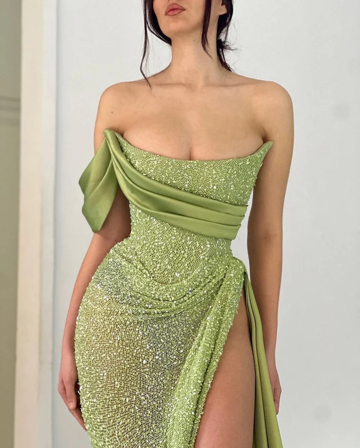 Charming Floor-Length One-Shoulder A-Line Prom Dress with High Slit Simple gentle atmospheric and unique design  ﻿