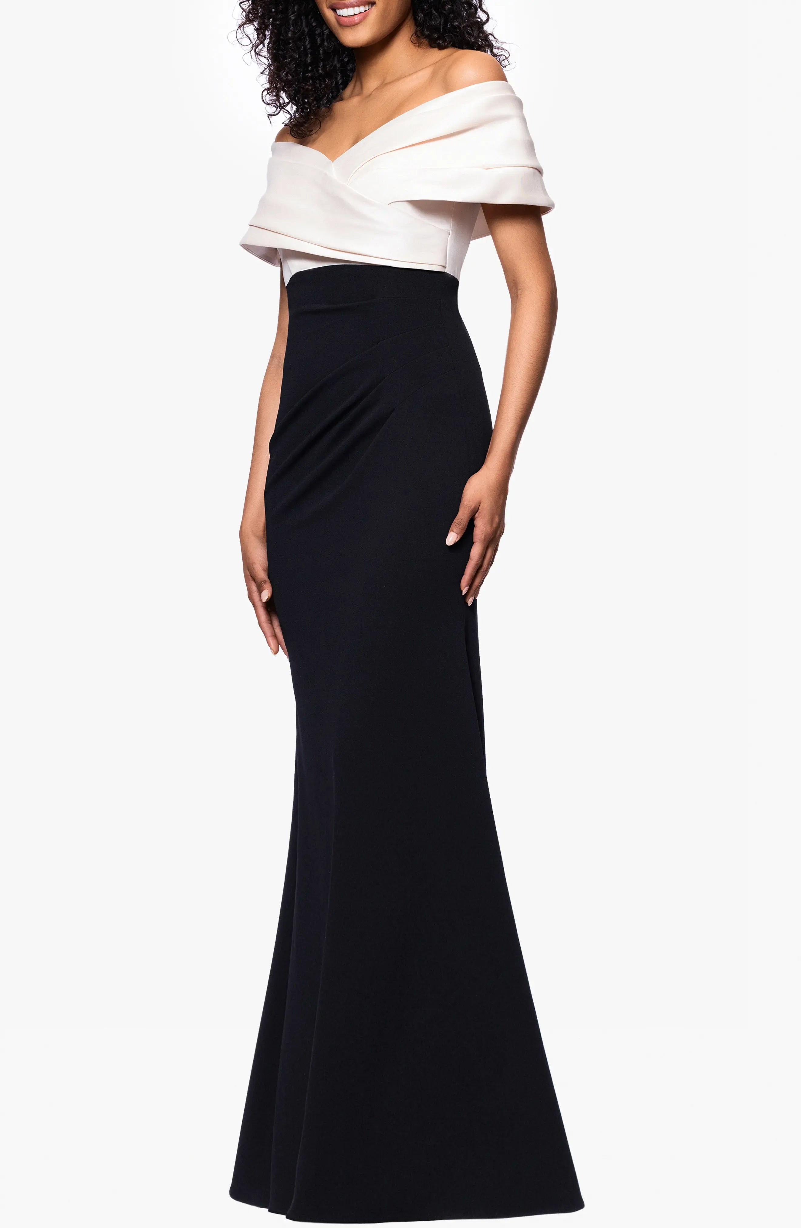 Chic Mermaid Off-the-Shoulder Short Sleeve Solid Back Floor Length Hot Sale Prom Dress ﻿