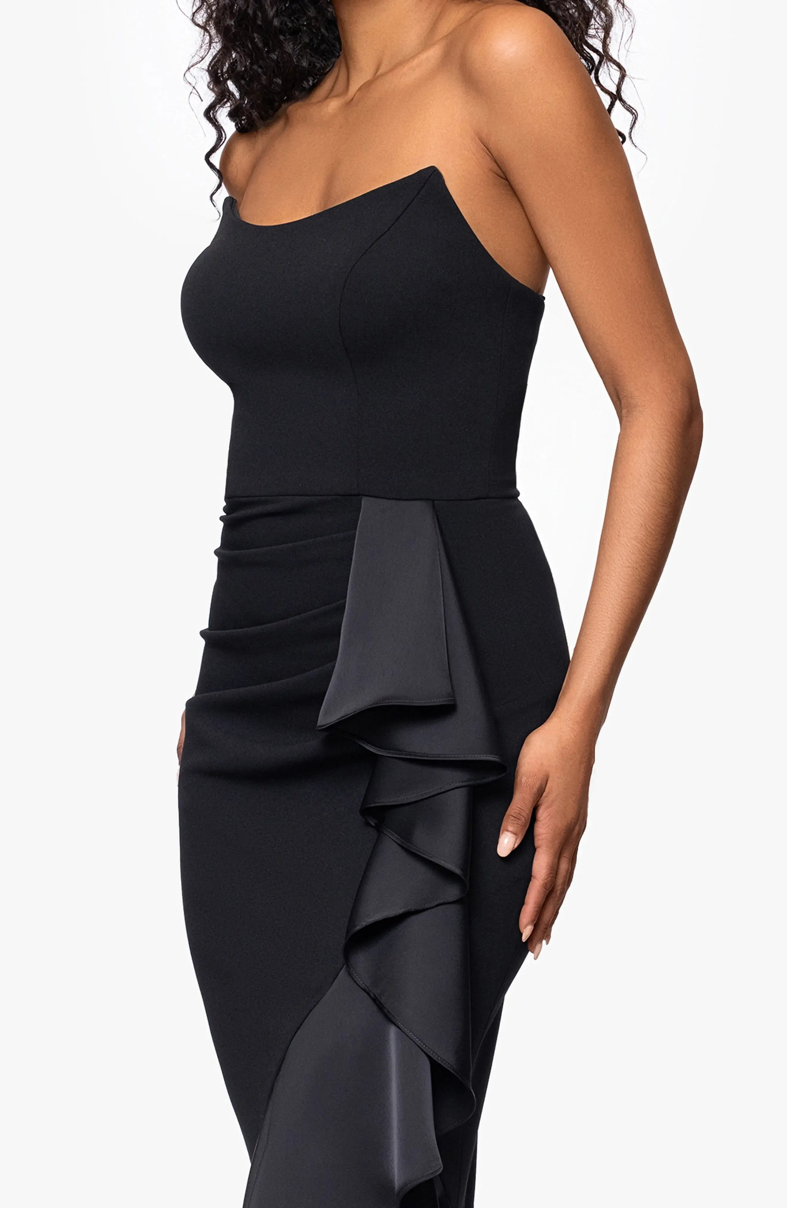 Chic Trumpet Strapless Ruffled Accent Zip Back Maxi Hot Sale Evening Dress
