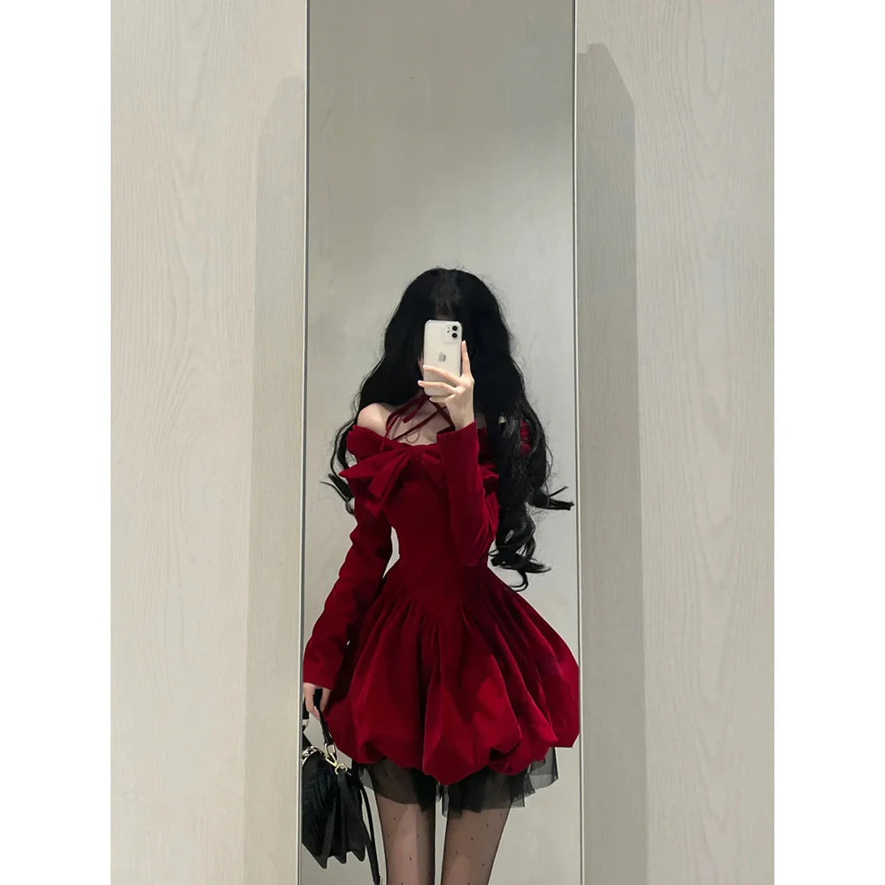 Chic Ball Gown Long Sleeves Red Velvet Party Dress Birthday Dresses Birthday Outfits  simple gentle atmospheric and unique desi Bring summer colors to enhance whiteness