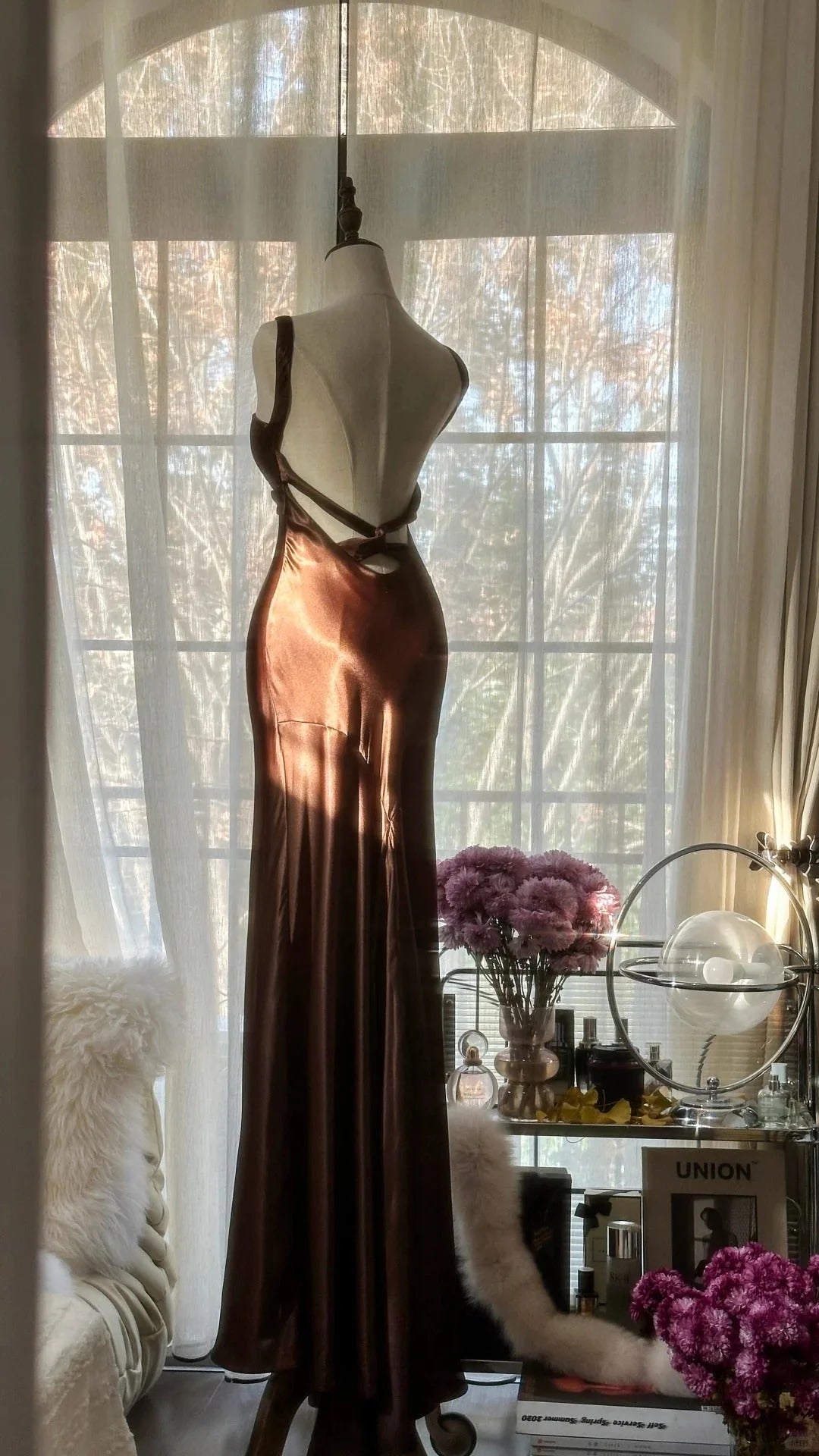 Chocolate Strapless V-Neck Long Mermaid Slim Satin Ball Gown Evening Dress simple gentle atmospheric and unique desi Bring summer colors to enhance whiteness