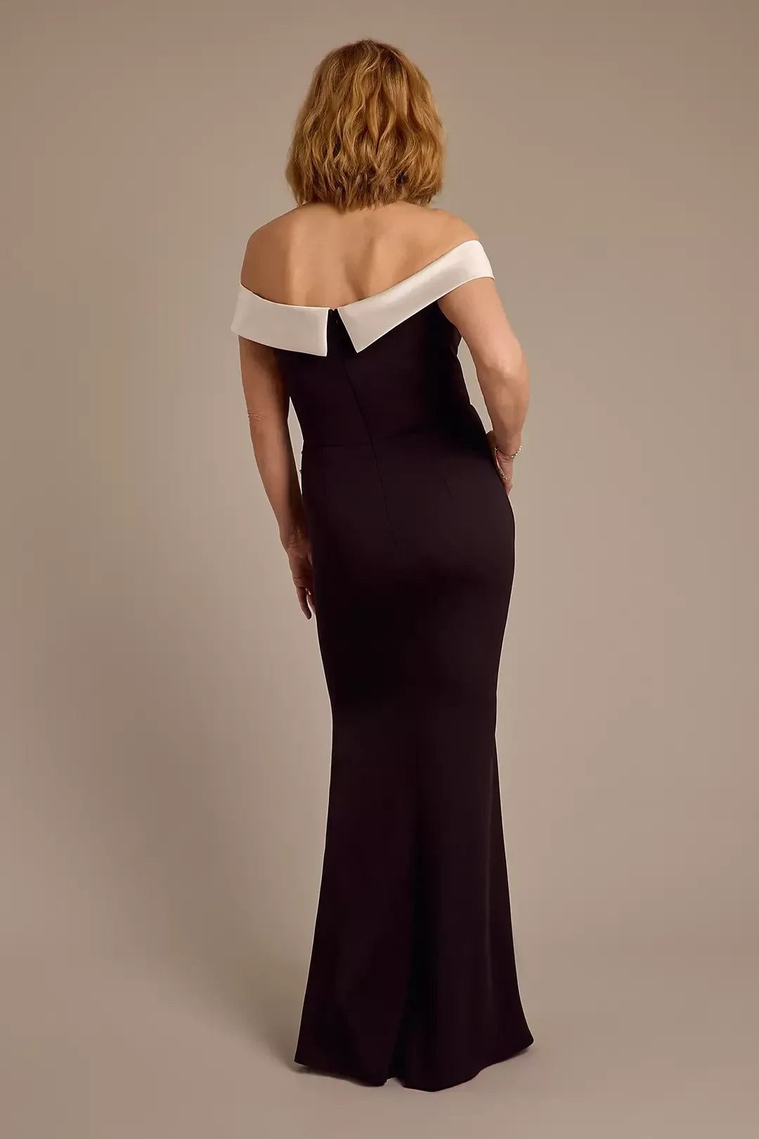 Classic Mermaid Off Shoulder Cap Sleeve Ruched Back Floor Length Mother of the Bride Dress