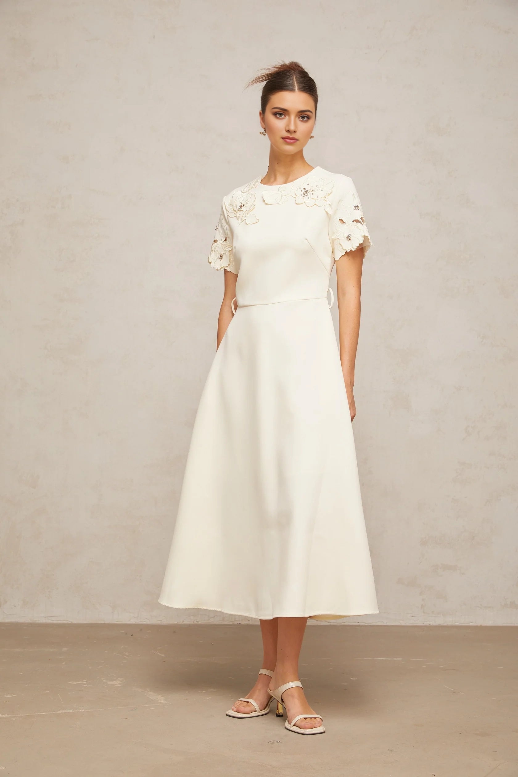 Cream Floral Appliqué Short - Sleeve Midi Dress Orane neutrals floral-appliqué flared midi dress Evening Dress