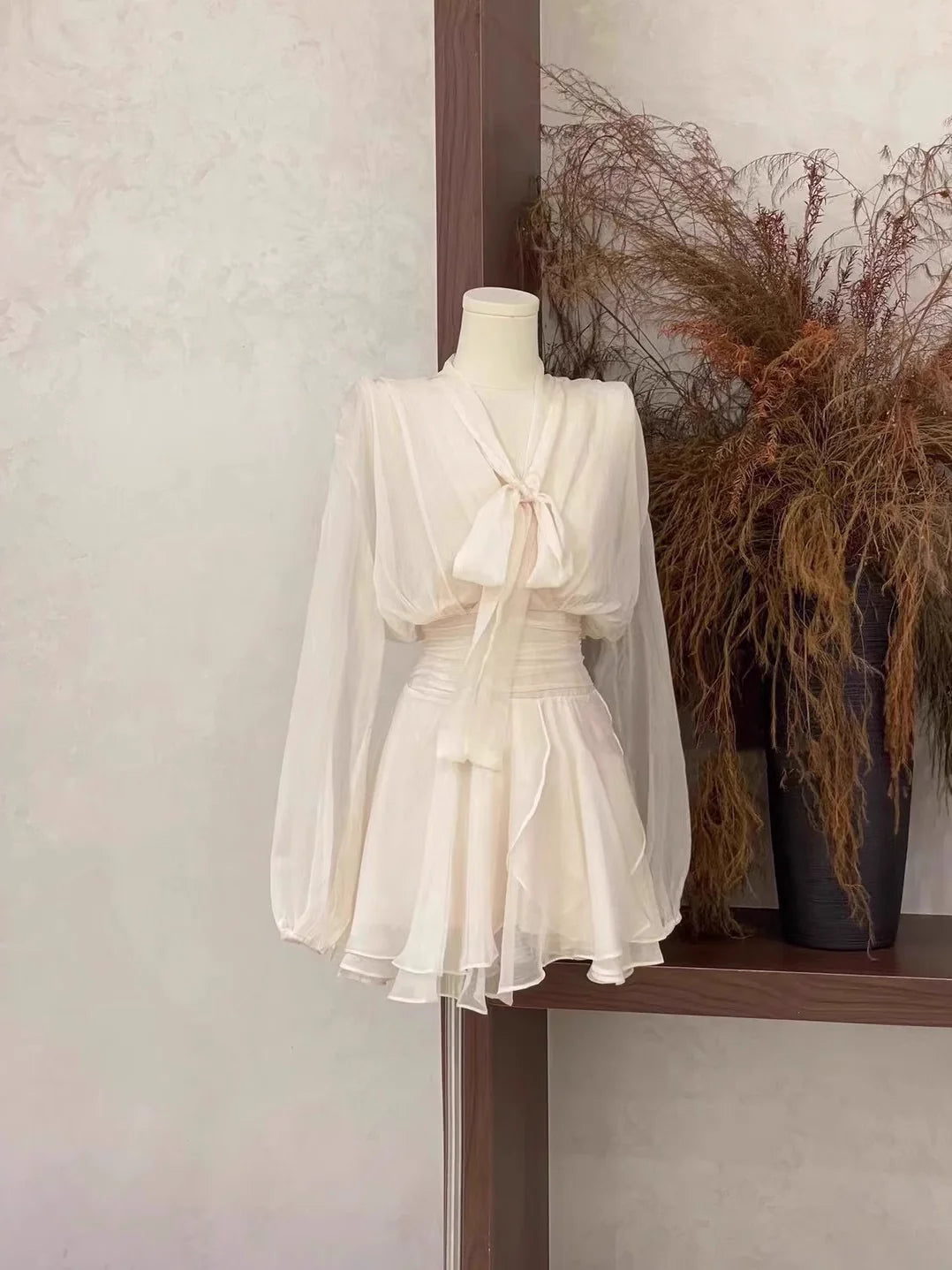 Cute 2 Pieces Long Sleeves Camisole Ivory Women's Short Vacation Dresses simple gentle atmospheric and unique desi Bring summer colors to enhance whiteness