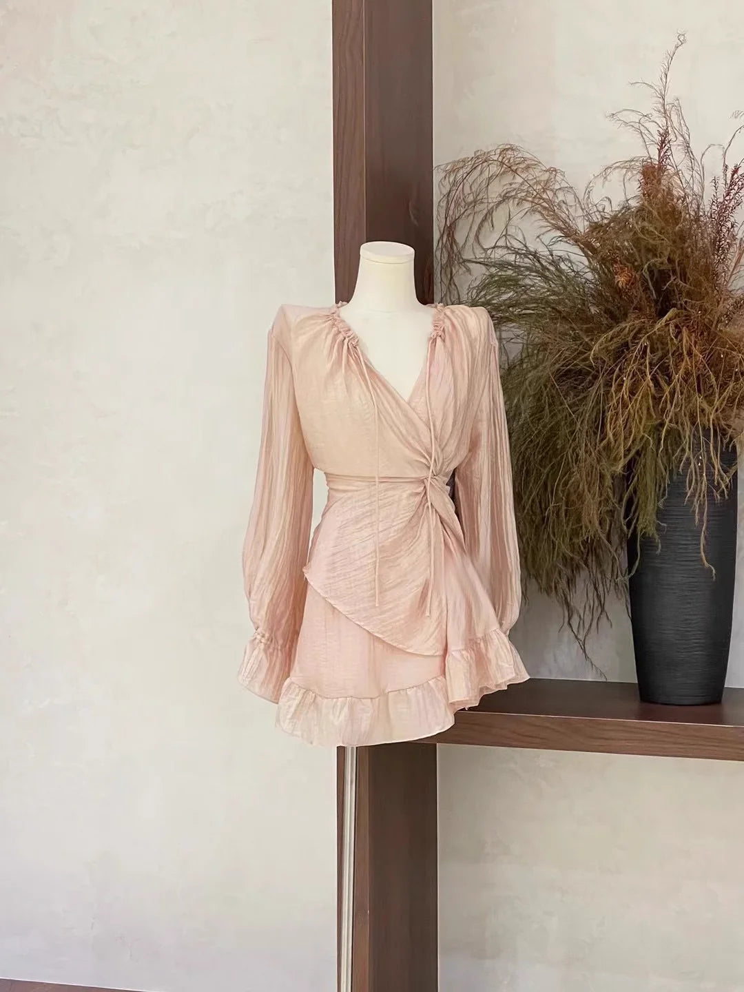 Cute 2 Pieces Ruffled Long Sleeves Pink Women's Short Vacation Dresses simple gentle atmospheric and unique desi Bring summer colors to enhance whiteness