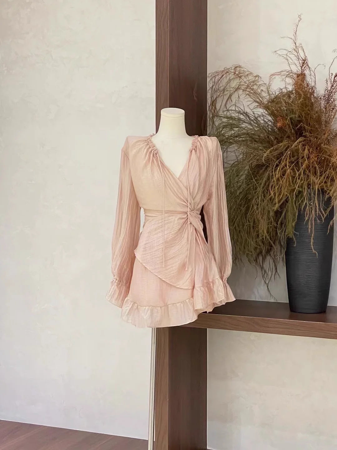 Cute 2 Pieces Ruffled Long Sleeves Pink Women's Short Vacation Dresses simple gentle atmospheric and unique desi Bring summer colors to enhance whiteness