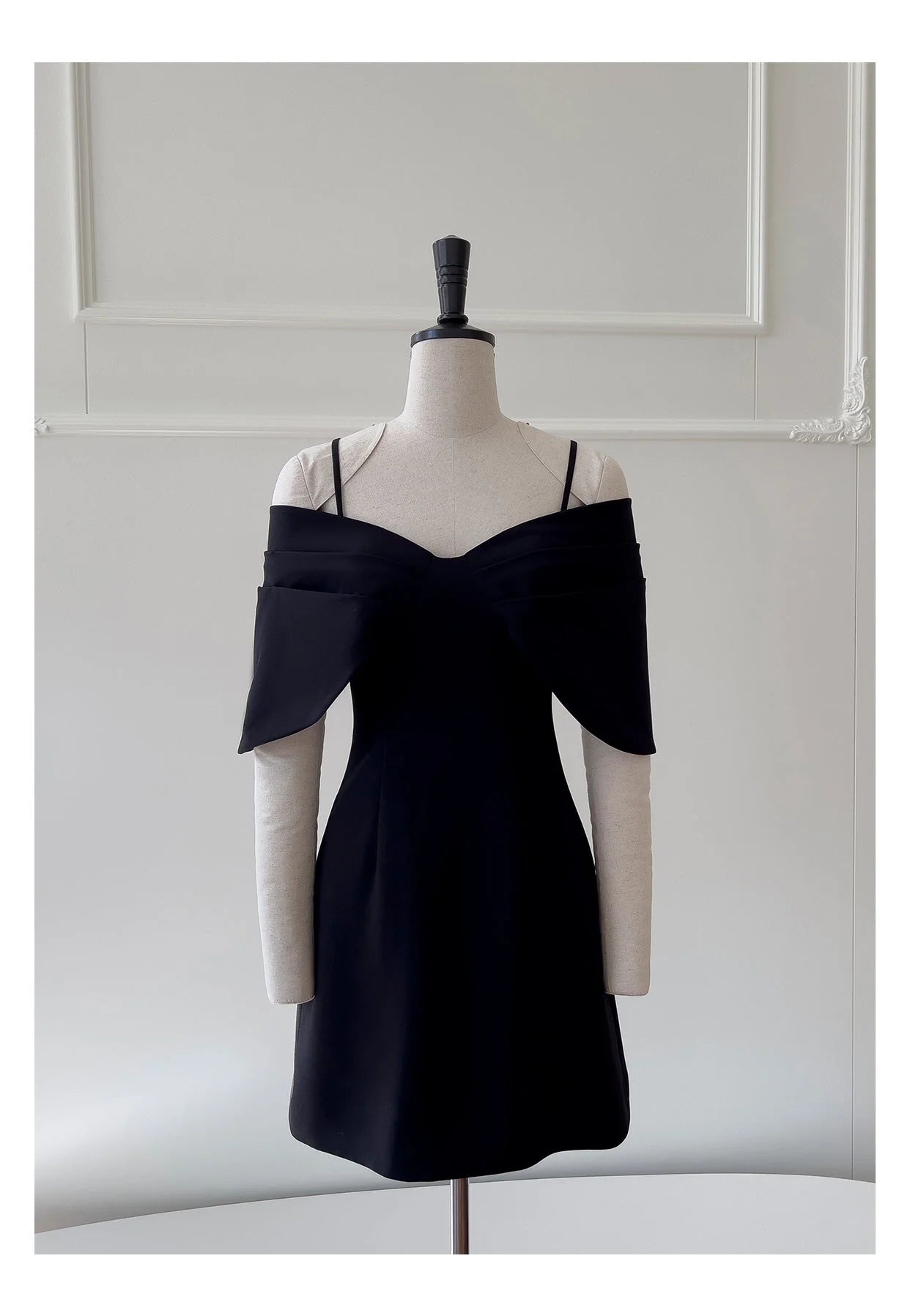 Cute A Line Spaghetti Straps Satin Formal 8th Grade Homecoming Dresses Middle School Short Cocktail Gowns Graduation Dress Hoco Outfits simple gentle atmospheric and unique desi Bring summer colors to enhance whiteness