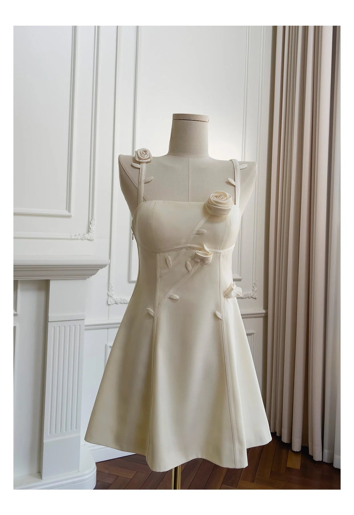 Cute A Line Spaghetti Straps Satin Formal 8th Grade Homecoming Dresses Middle School Short Cocktail Gowns Graduation Dress Hoco Outfits simple gentle atmospheric and unique desi Bring summer colors to enhance whiteness