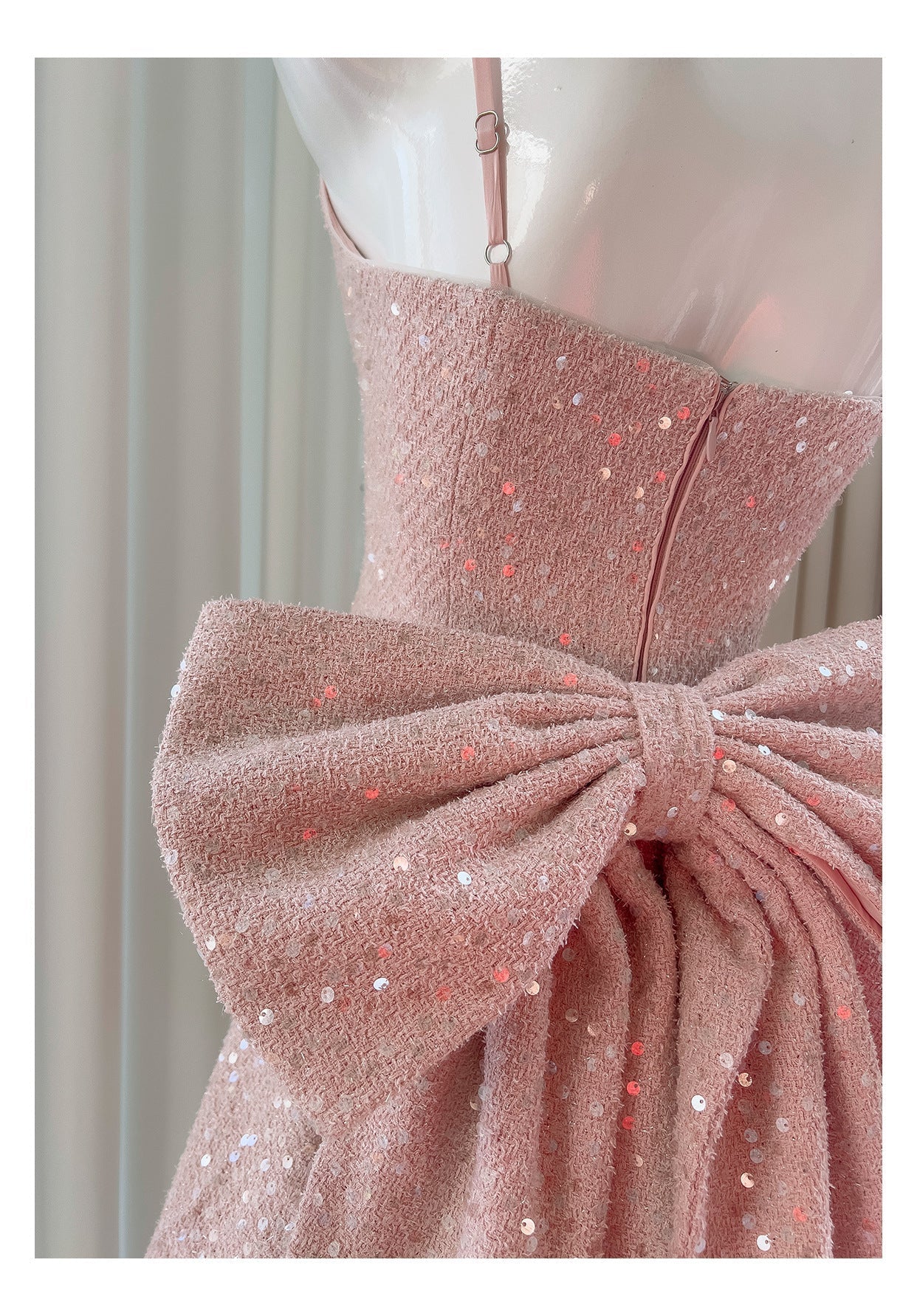 Cute A Line Square Pink Sequin Formal 8th Grade Homecoming Dresses Middle School Short Cocktail Gowns Graduation Dress Hoco Outfits simple gentle atmospheric and unique desi Bring summer colors to enhance whiteness