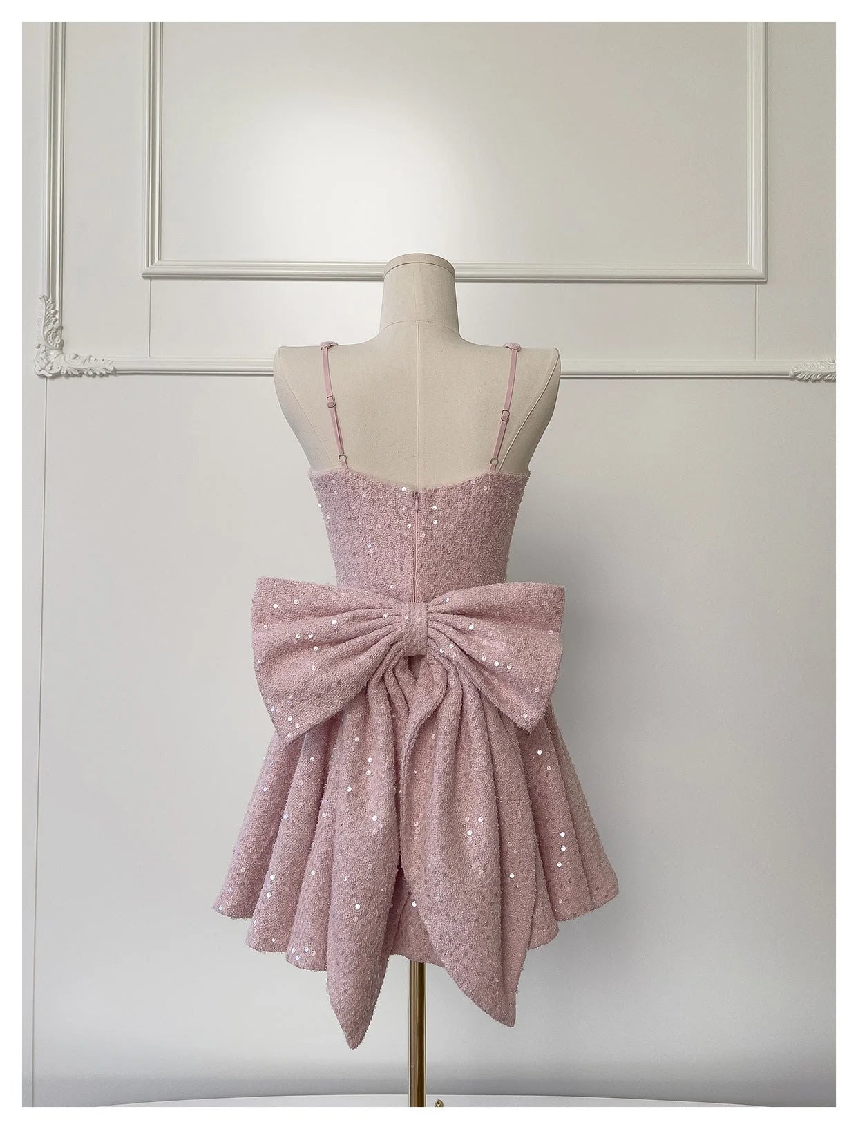 Cute A Line Square Pink Sequin Formal 8th Grade Homecoming Dresses Middle School Short Cocktail Gowns Graduation Dress Hoco Outfits simple gentle atmospheric and unique desi Bring summer colors to enhance whiteness