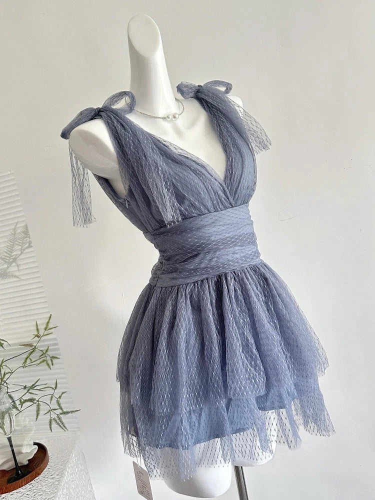 Cute A Line V Neck Tulle Gray Formal 8th Grade Homecoming Dresses Middle School Short Cocktail Gowns Graduation Dress Hoco Outfits simple gentle atmospheric and unique desi Bring summer colors to enhance whiteness