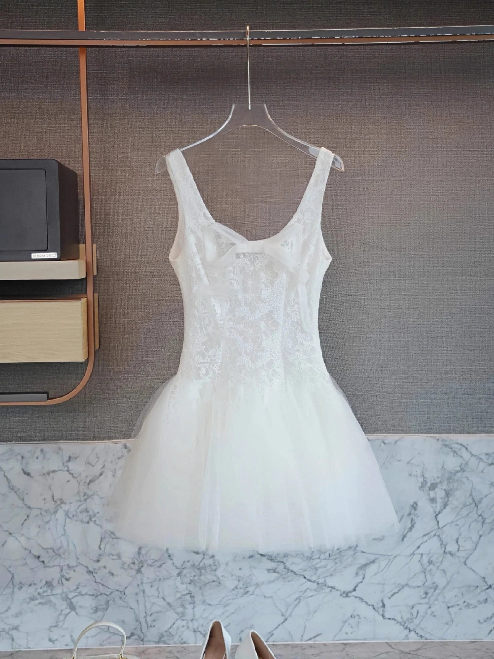 Cute A line Square Neck White Tulle Lace Party Dresses Short Formal Homecoming Dresses Night Chic Elegant Cocktail Dresses 16th Birthday Outfits Hoco Dress