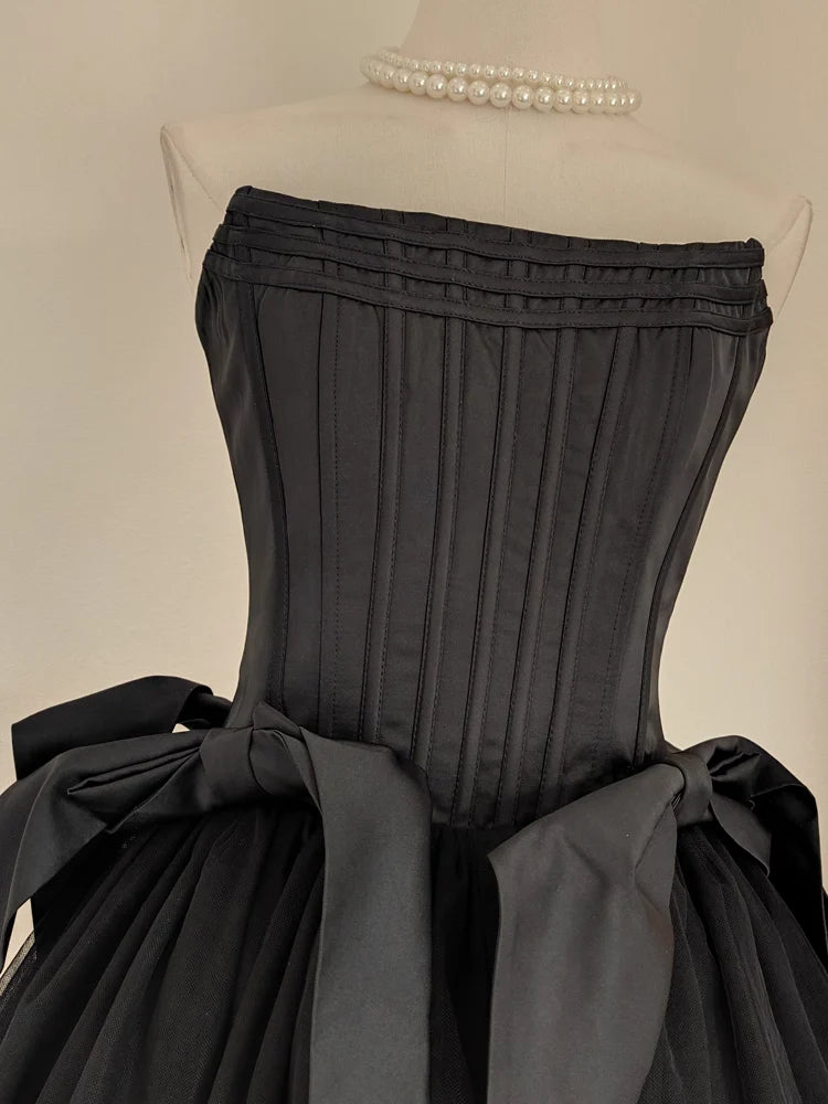 Cute A line Strapless Black Travel Vacation Dresses simple gentle atmospheric and unique desi Bring summer colors to enhance whiteness