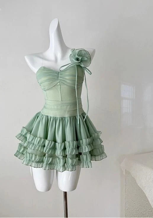 Cute Green Spaghetti Straps A-Line Tulle Homecoming Dress Short Birthday Outfits simple gentle atmospheric and unique desi Bring summer colors to enhance whiteness