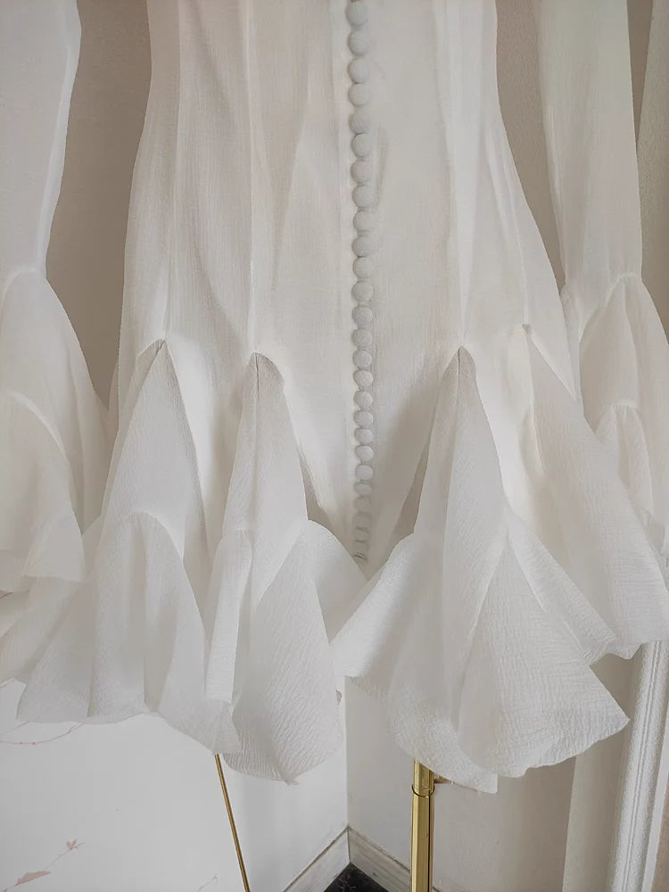 Cute Sheath Scoop Neckline White Long Sleeves Short Homecoming Dresses Birthday Outfits simple gentle atmospheric and unique desi Bring summer colors to enhance whiteness