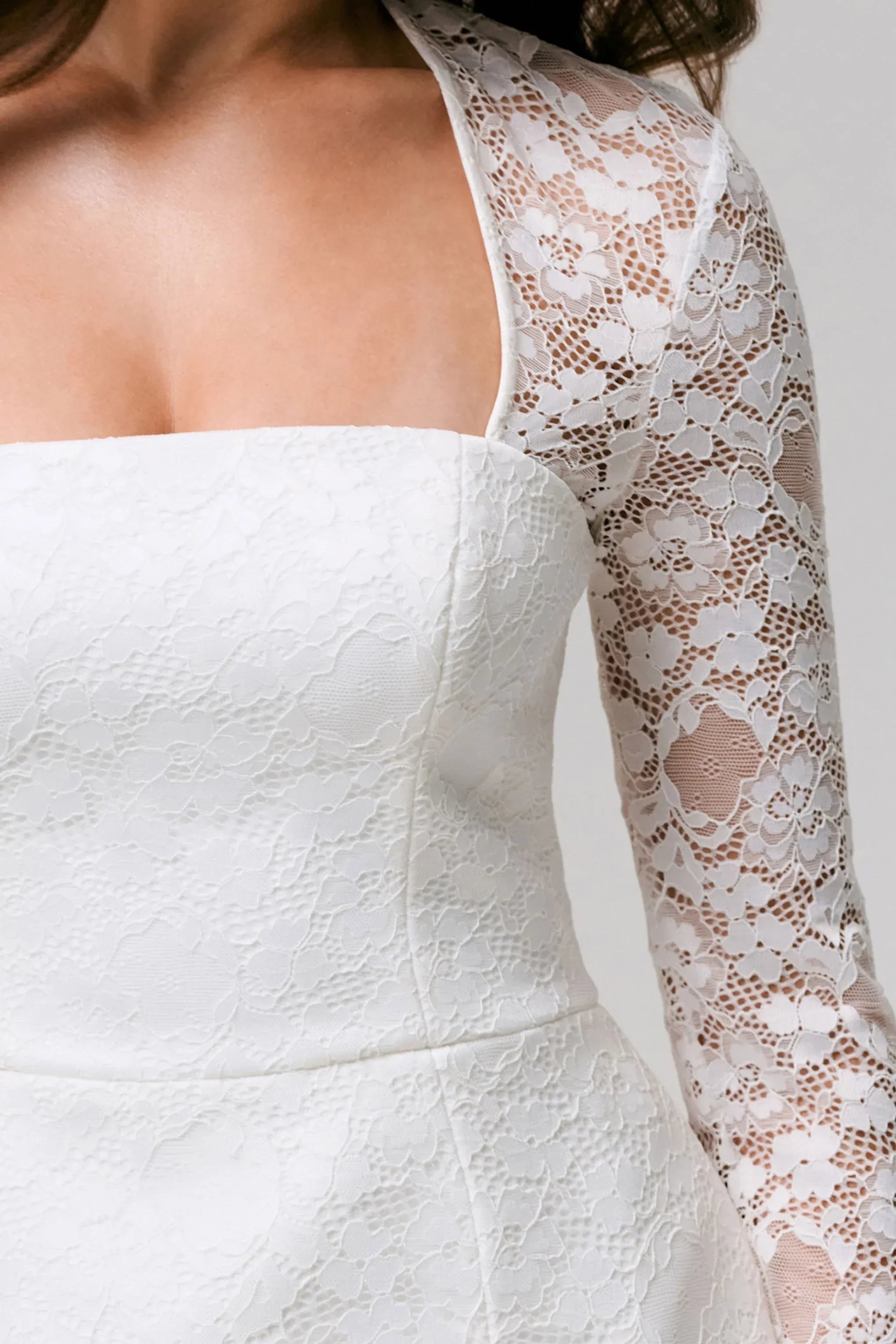 Daring Sheath Square Neck Long Sleeve Lace Accent Keyhole Back Short Prom Dress