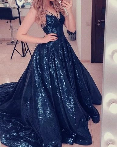 Deep blue sequined dress with deep V-strap design, high waist and large skirt with tail, suitable for dinners, dances and other occasions