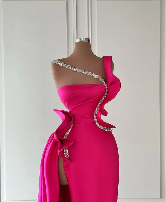 Designer Glittering Long Sleeveless Prom Dress with Split Front and Ruffles Simple gentle atmospheric and unique design  ﻿