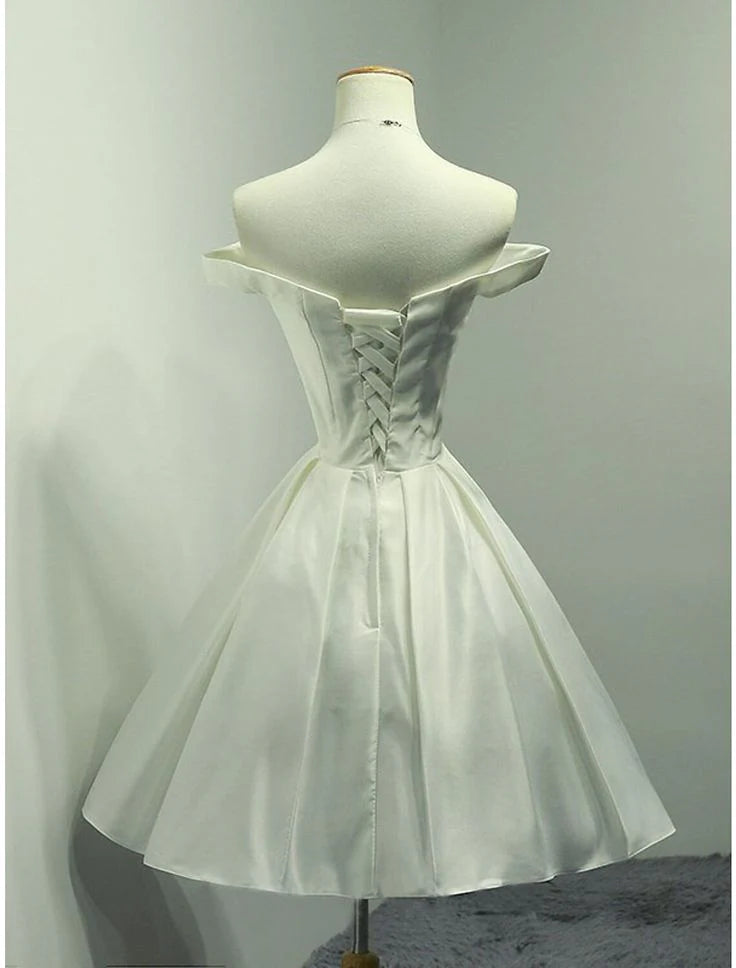 Elegant Cocktail Party Dress Off Shoulder Sleeveless Knee Length Satin Homecoming Dress Party Dress  simple gentle atmospheric and unique desi Brin