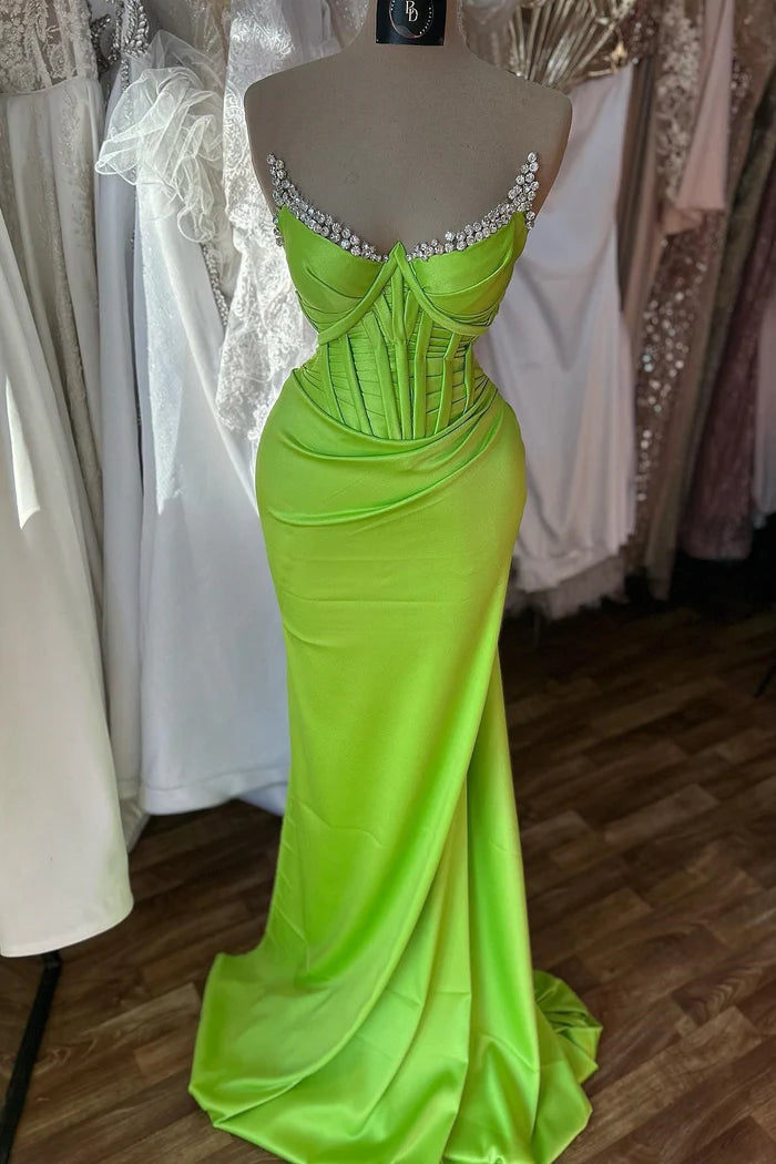 Elegant Column Spaghetti Straps Sleeveless Ruffled Satin Evening Dress Simple gentle atmospheric and unique design