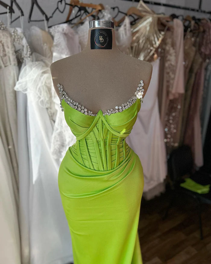 Elegant Column Spaghetti Straps Sleeveless Ruffled Satin Evening Dress Simple gentle atmospheric and unique design