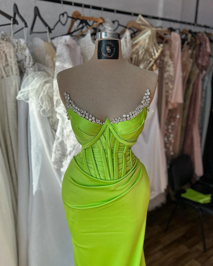 Elegant Column Spaghetti Straps Sleeveless Ruffled Satin Evening Dress Simple gentle atmospheric and unique design