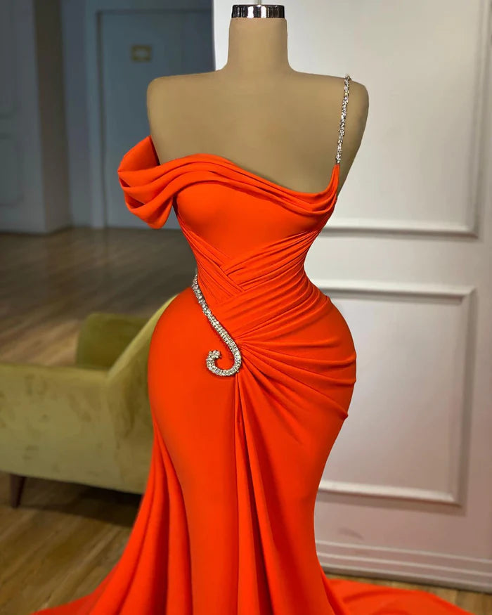 Elegant Floor-Length One-Shoulder Sleeveless Mermaid Satin Prom Dress with Ruffles Simple gentle atmospheric and unique design  ﻿