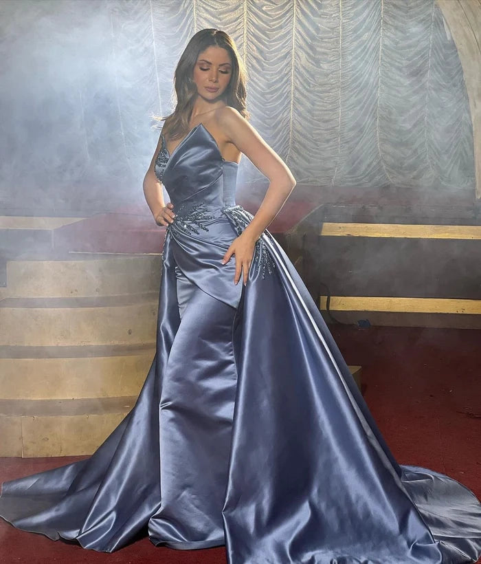 Elegant Floor-Length Sleeveless Satin Prom Dress with Beaded Accents Simple gentle atmospheric and unique design  ﻿