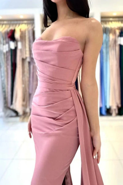 Elegant Long Minimalist Sleeveless Dusty Pink Evening Dresses Featuring Slit Simple gentle atmospheric and unique design