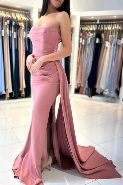 Elegant Long Minimalist Sleeveless Dusty Pink Evening Dresses Featuring Slit Simple gentle atmospheric and unique design