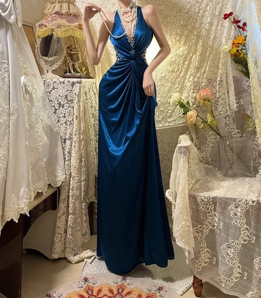 Elegant Long Satin Ball Gown Evening Gown Party Dress simple gentle atmospheric and unique desi Bring summer colors to enhance whiteness